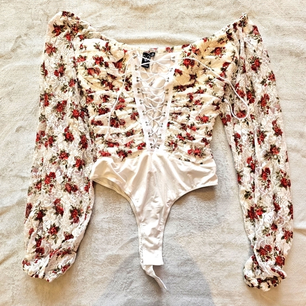 Windsor floral long sleeve ruched Bodysuit